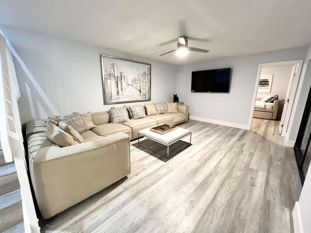 118 1st Terrace, Palm Beach Gardens, FL 33418 Photo