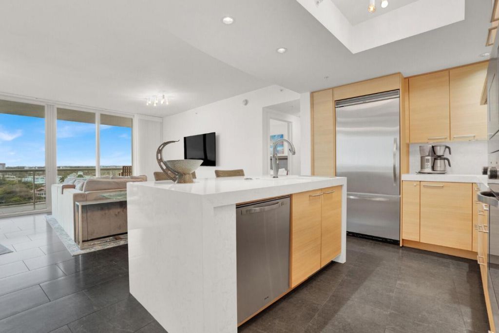 1 N Ocean Boulevard, Unit 812, Pompano Beach, FL 33062 Photo