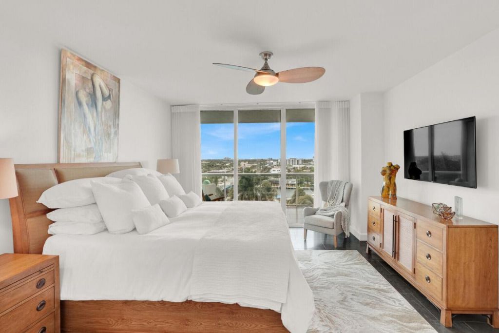 1 N Ocean Boulevard, Unit 812, Pompano Beach, FL 33062 Photo