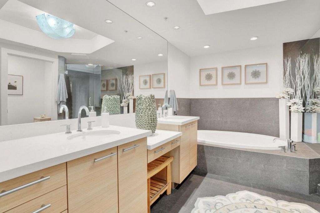 1 N Ocean Boulevard, Unit 812, Pompano Beach, FL 33062 Photo