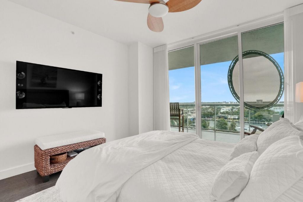 1 N Ocean Boulevard, Unit 812, Pompano Beach, FL 33062 Photo