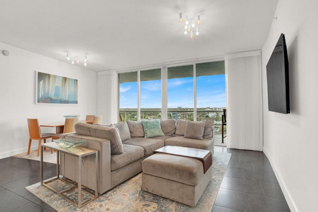 1 N Ocean Boulevard, Unit 812, Pompano Beach, FL 33062 Photo