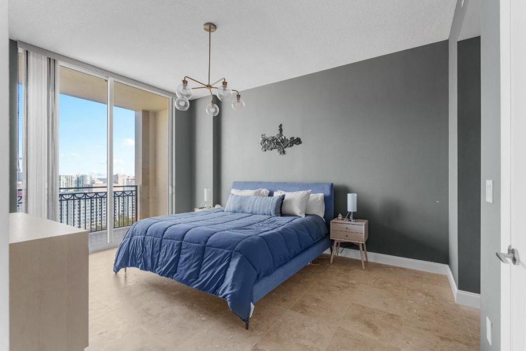 550 Okeechobee Boulevard, Unit Lph-06, West Palm Beach, FL 33401 Photo