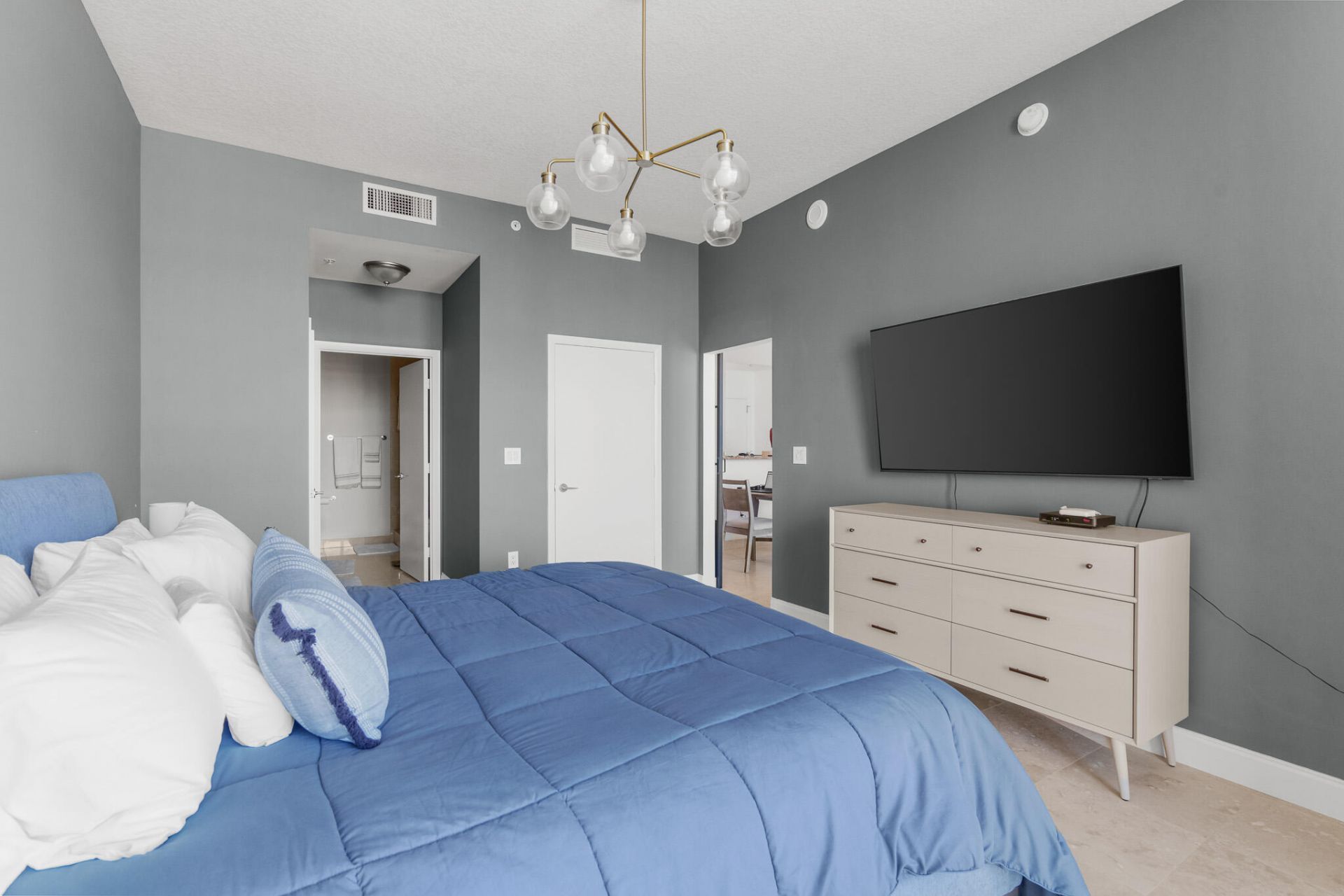 550 Okeechobee Boulevard, Unit Lph-06, West Palm Beach, FL 33401 Photo