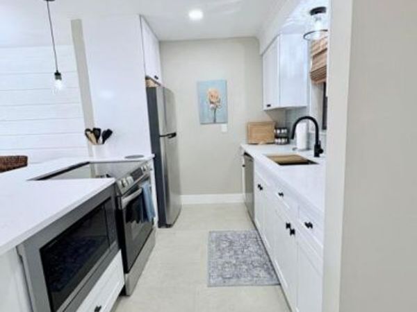 2050 Oleander Boulevard, Unit 2-205, Fort Pierce, FL 34950