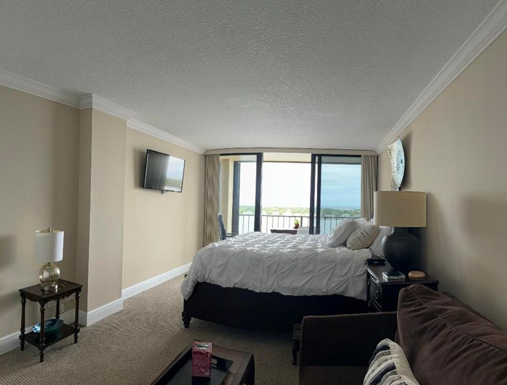 130 Lakeshore Drive, Unit Ph 22, North Palm Beach, FL 33408 Photo