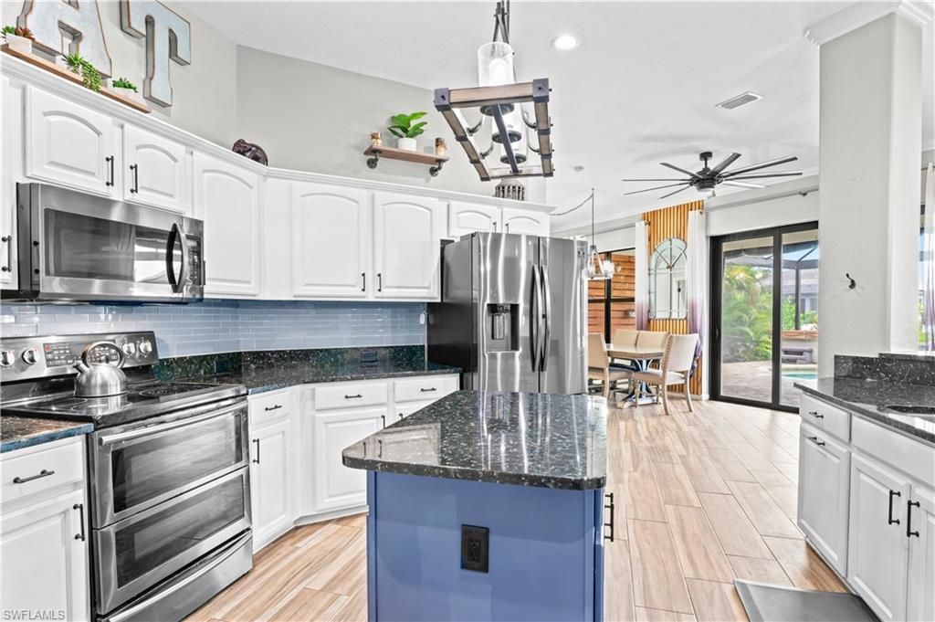 2123 Old Burnt Store Rd N, Cape Coral, FL 33993 Photo