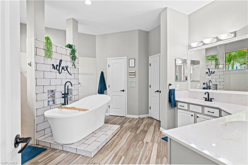 2123 Old Burnt Store Rd N, Cape Coral, FL 33993 Photo