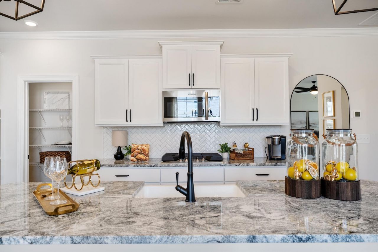 81 Crosswick Street Photo 12