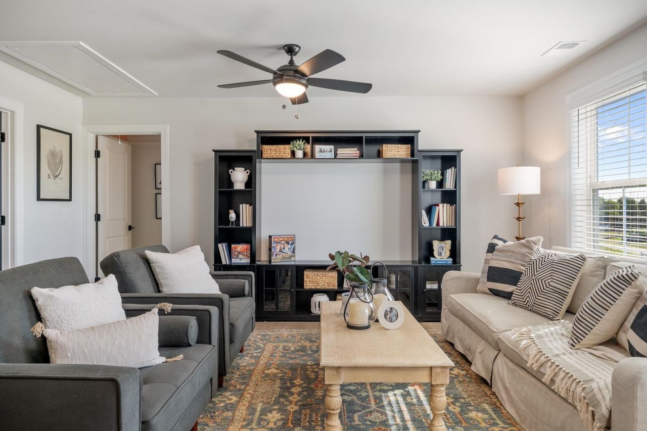 81 Crosswick Street Photo 31