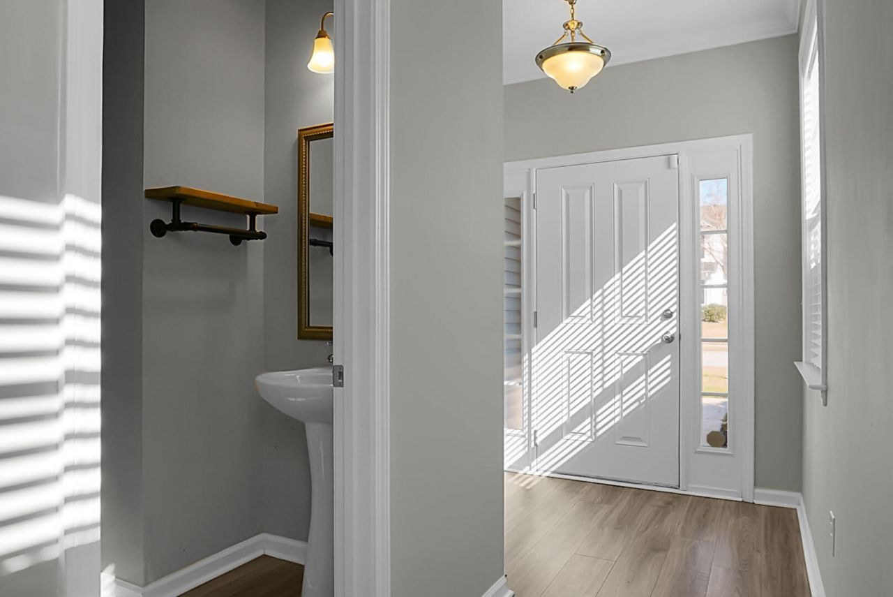 1303 Discovery Drive Photo 7