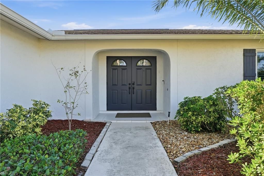 5964 Baker Ct, Fort Myers, FL 33919 Photo