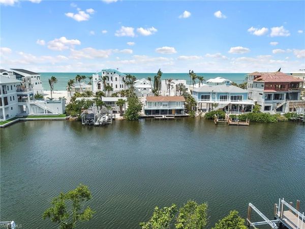 27832 Forester DR, BONITA SPRINGS, FL 34134