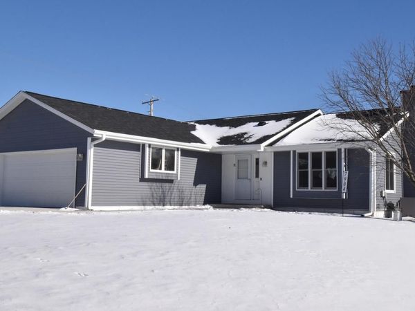 7904 S 67th STREET, Franklin, WI 53132