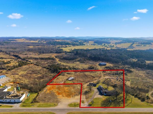 803 E Broadway Boulevard, Jefferson City, TN 37760