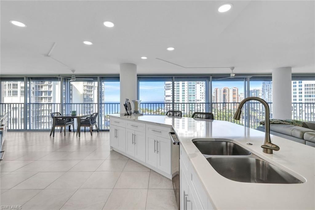 4041 Gulf Shore Blvd N, Unit 907, Naples, FL 34103 Photo