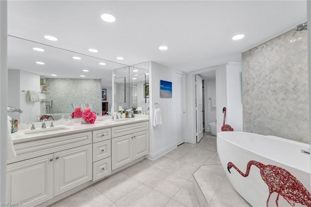 4041 Gulf Shore Blvd N, Unit 907, Naples, FL 34103 Photo