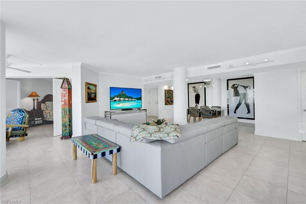 4041 Gulf Shore Blvd N, Unit 907, Naples, FL 34103 Photo