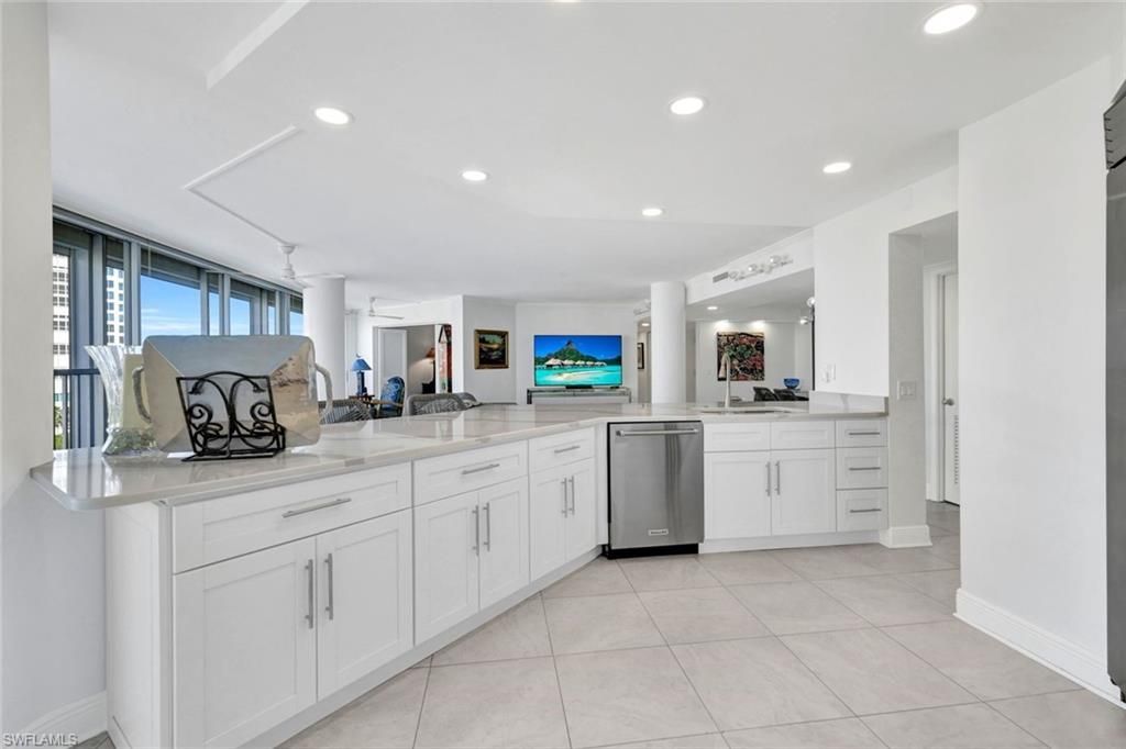 4041 Gulf Shore Blvd N, Unit 907, Naples, FL 34103 Photo