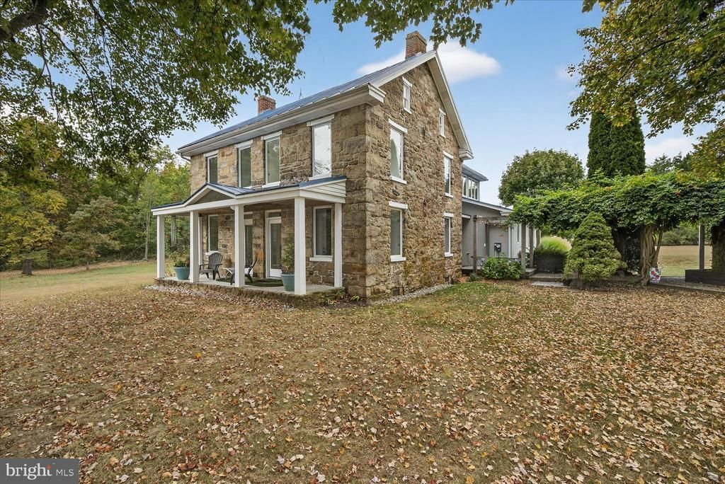 464 Locust Lane, Littlestown, PA 17340 Main Photo