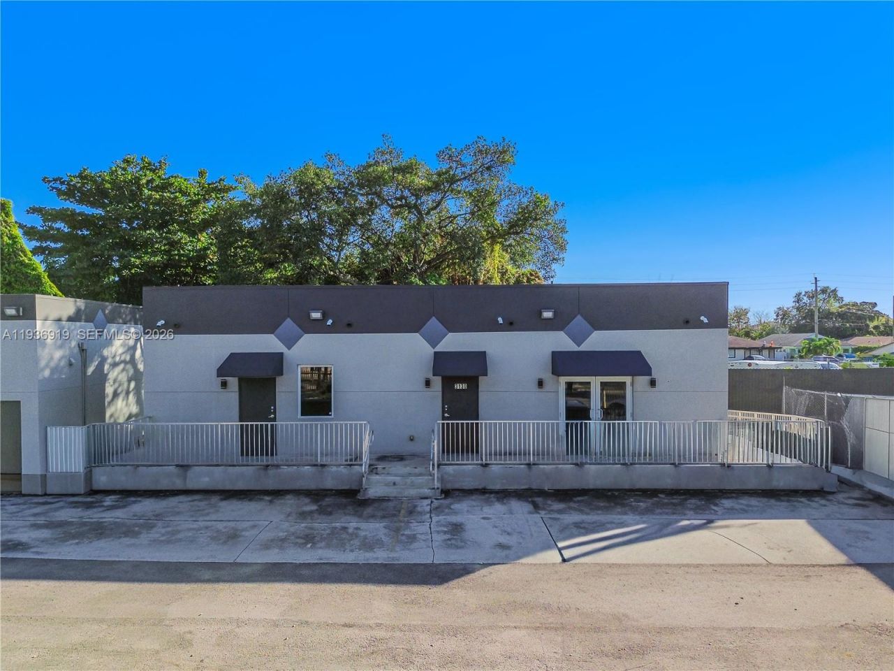 3130 NW 62nd St, Miami, FL 33147 Photo