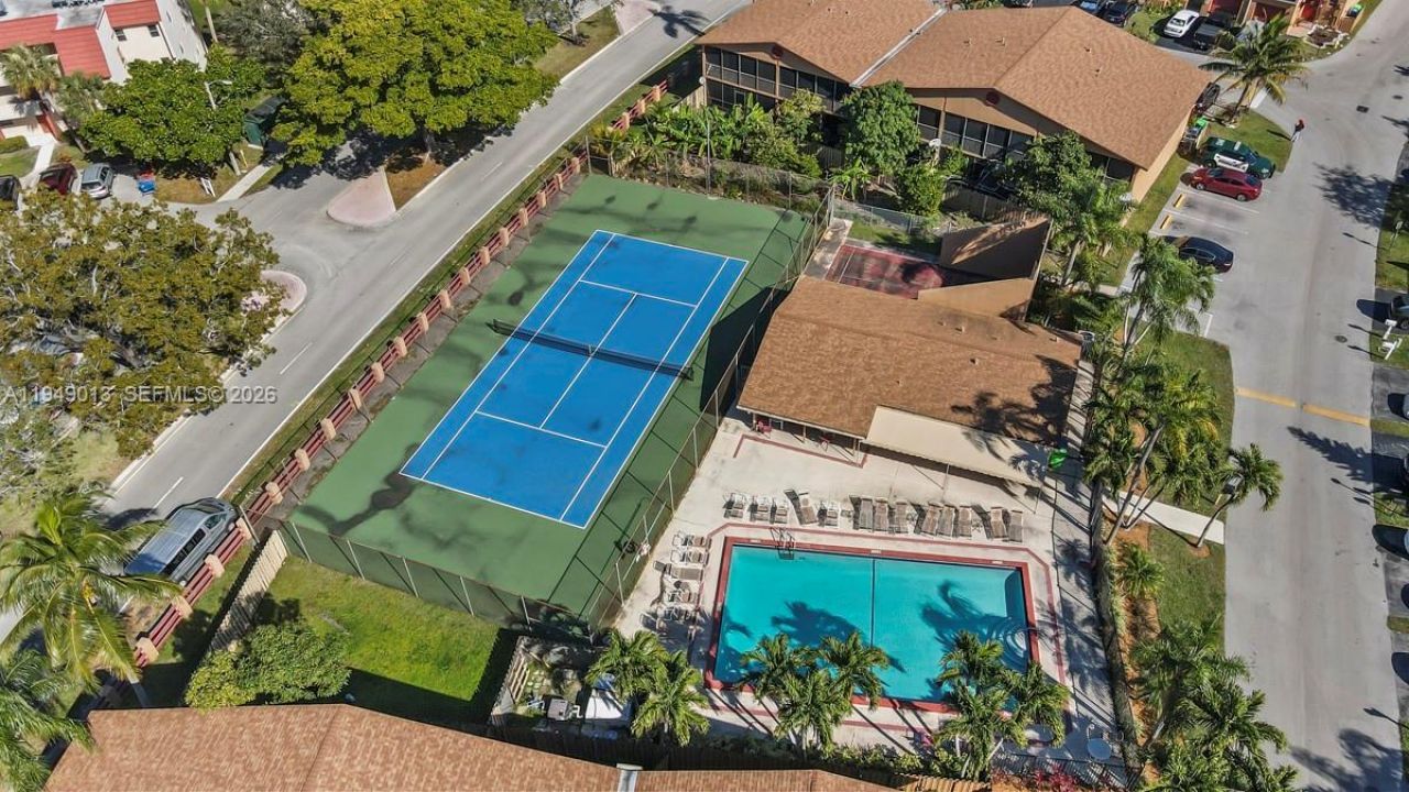 8009 NW 29th St, Sunrise, FL 33322 Photo