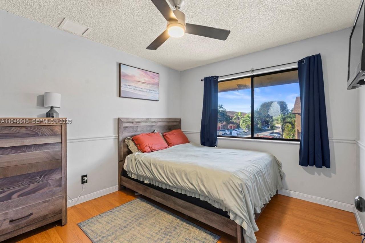 8009 NW 29th St, Sunrise, FL 33322 Photo