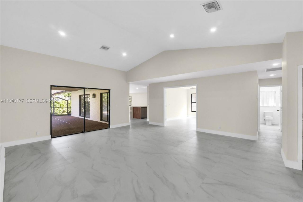 8419 NW 55th Ct, Coral Springs, FL 33067 Photo