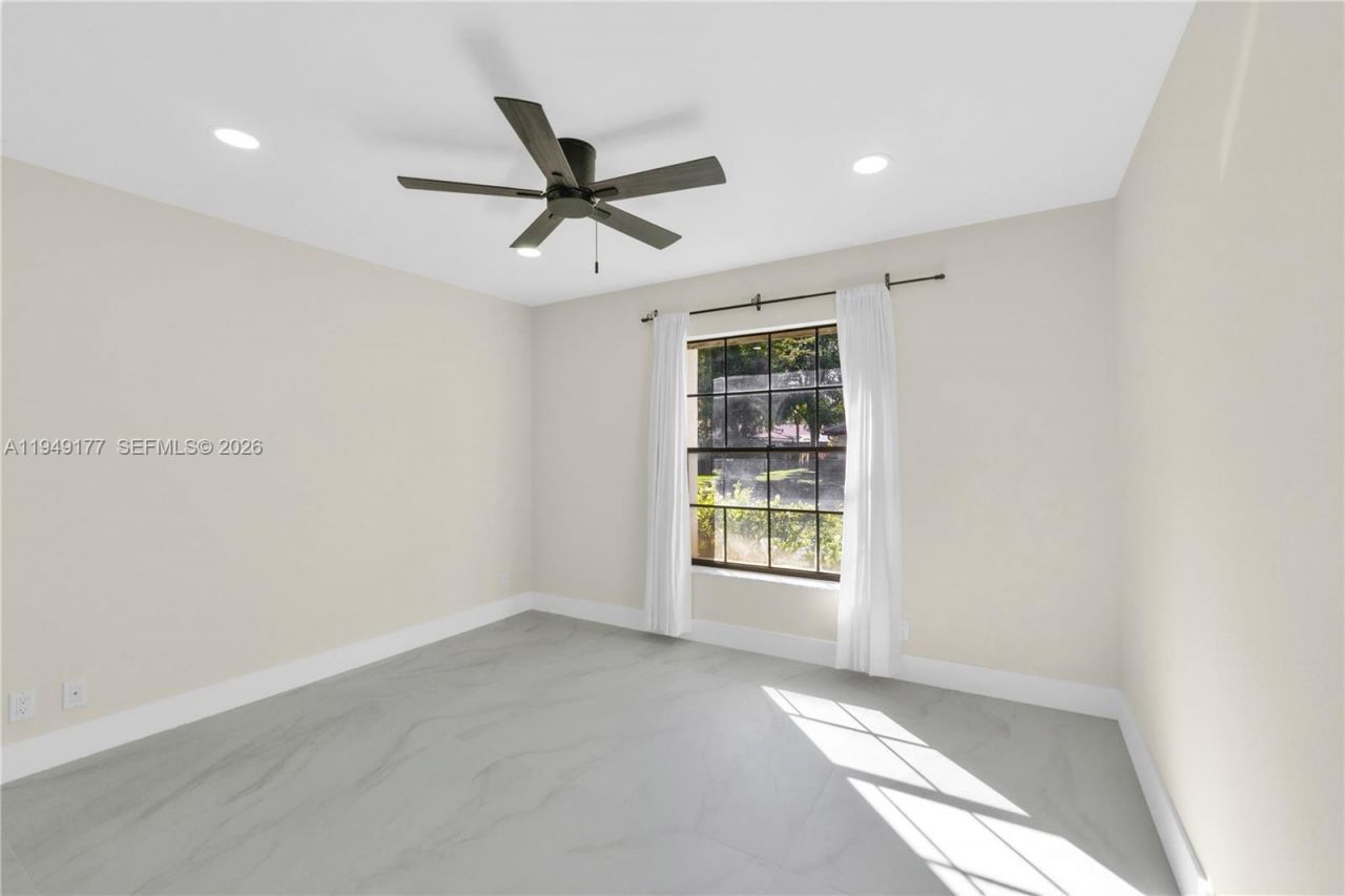 8419 NW 55th Ct, Coral Springs, FL 33067 Photo