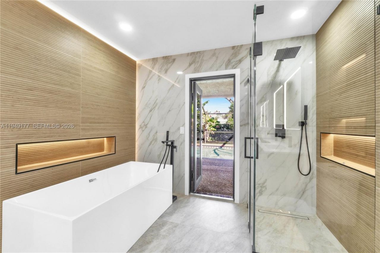 8419 NW 55th Ct, Coral Springs, FL 33067 Photo