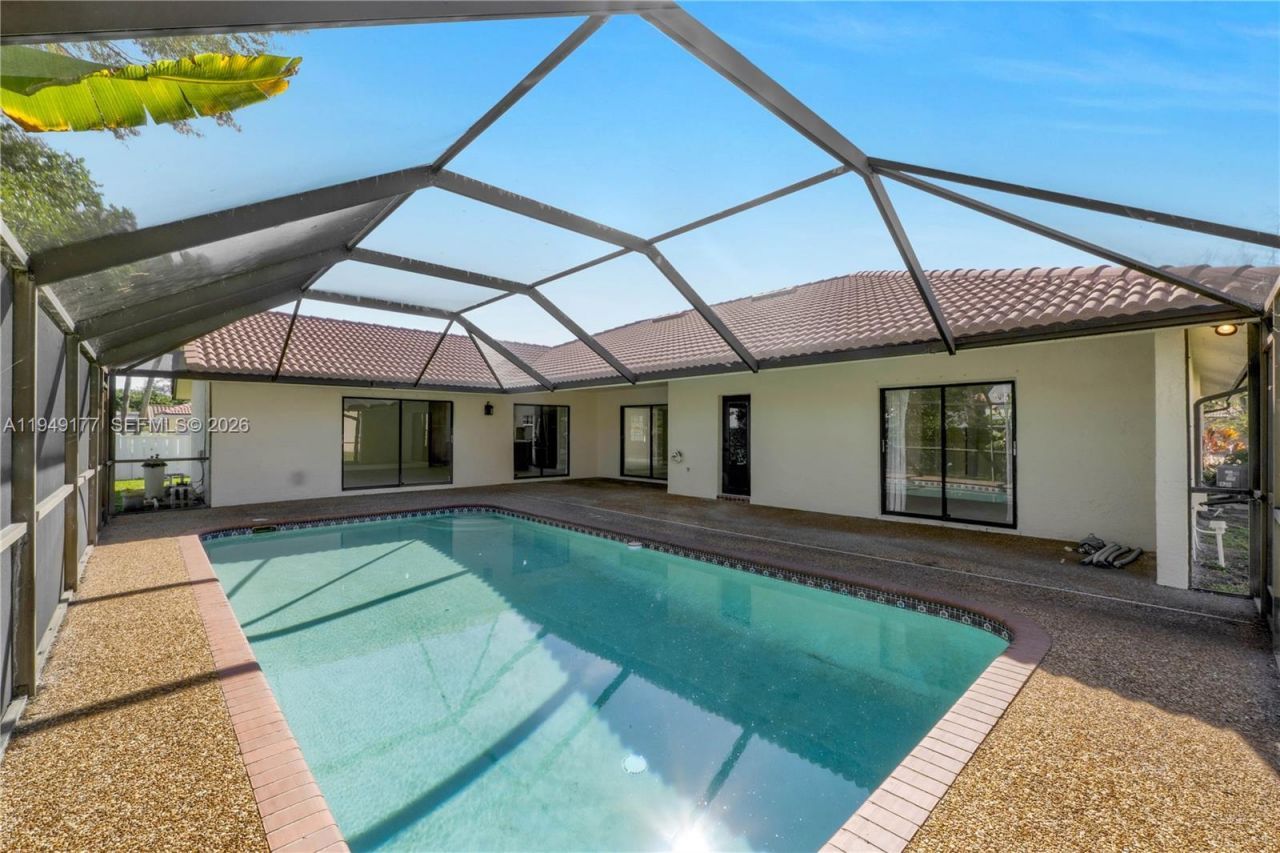 8419 NW 55th Ct, Coral Springs, FL 33067 Photo