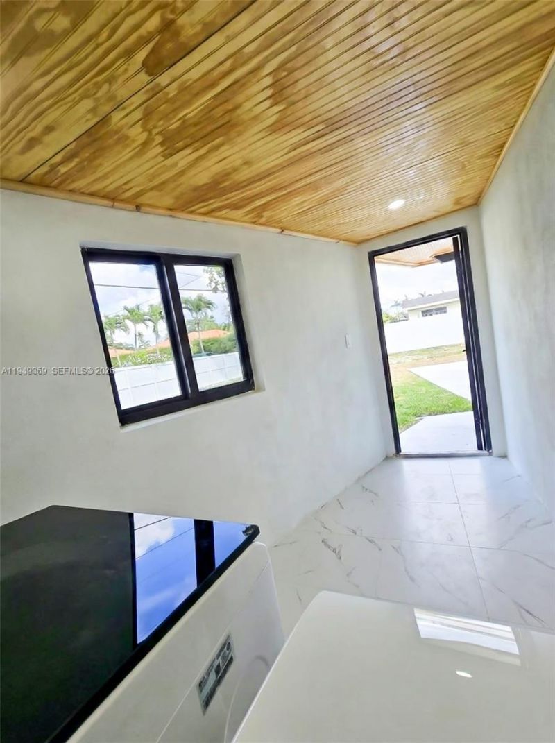 10525 SW 112th St, Miami, FL 33176 Photo