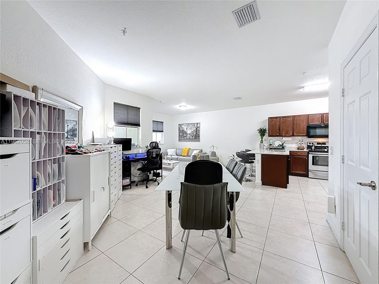 260 NW 109th Ave, Unit 206, Miami, FL 33172 Photo
