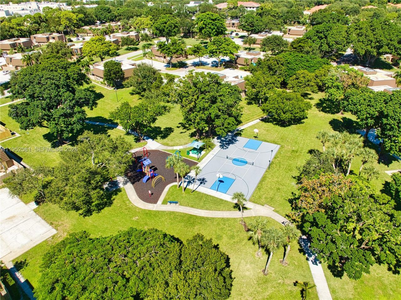 1419 14th Ct, Palm Beach Gardens, FL 33410 Photo