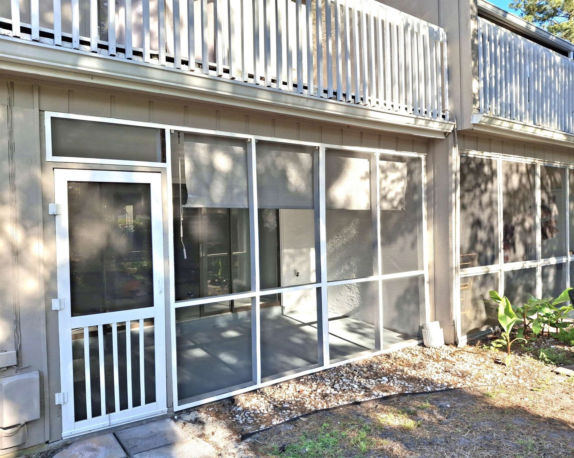 938 Villa Dr. Photo 14