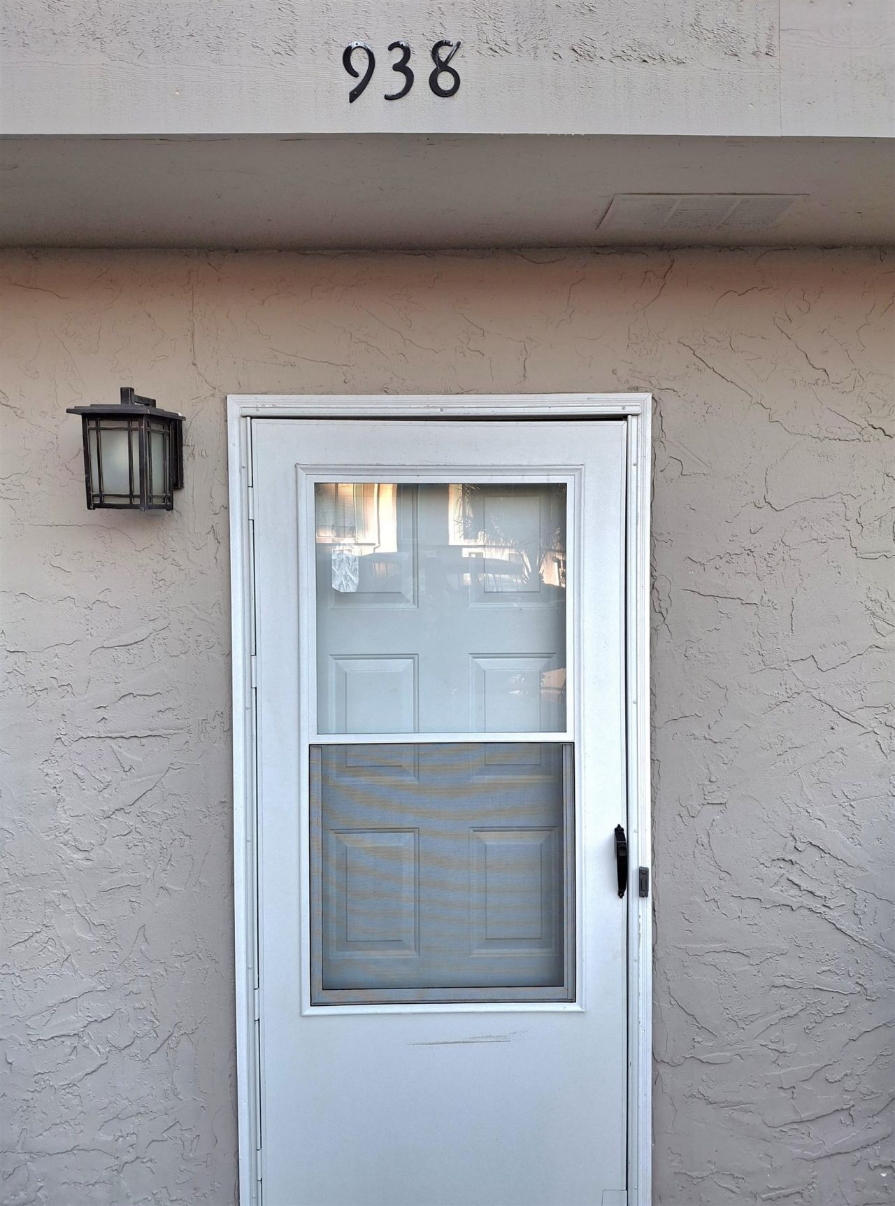 938 Villa Dr. Photo 17