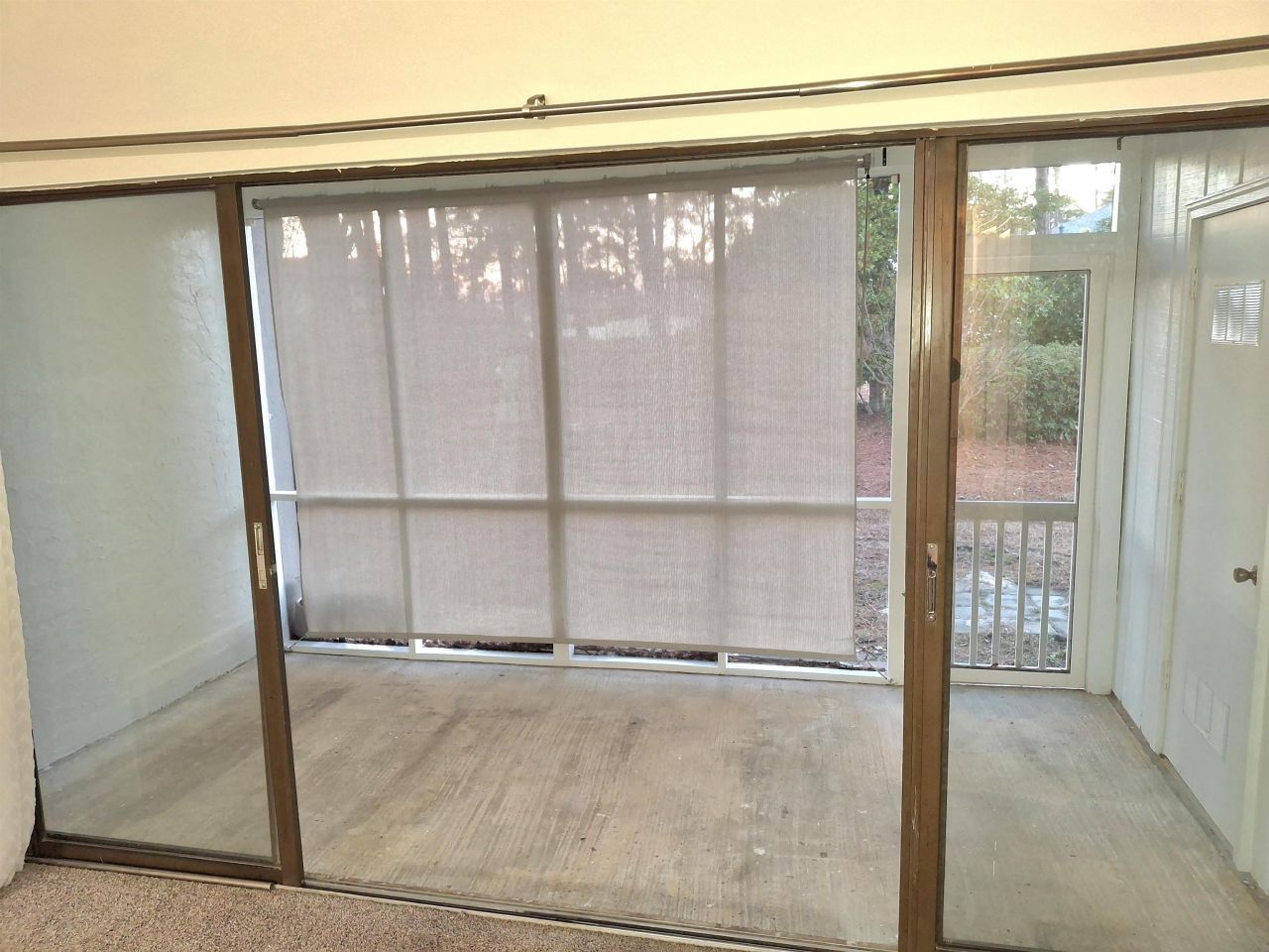 938 Villa Dr. Photo 25