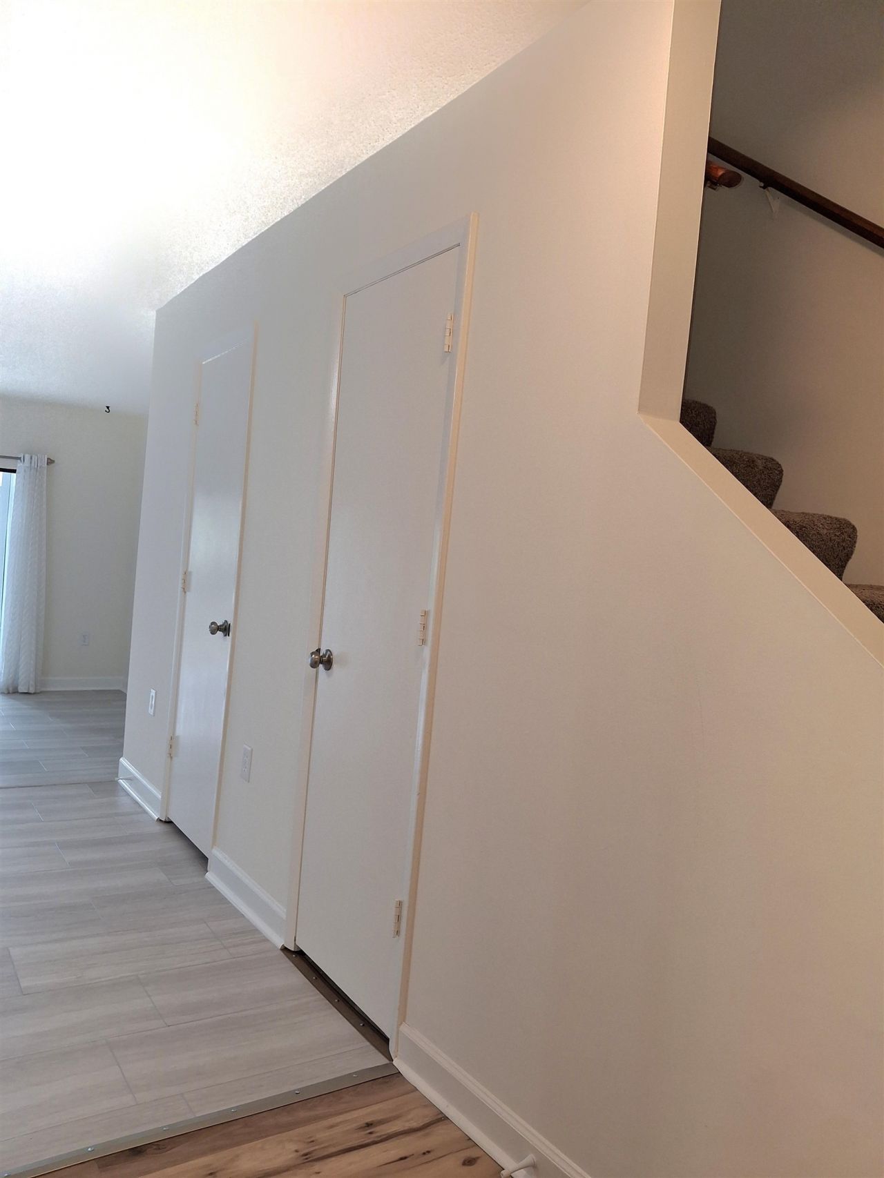 938 Villa Dr. Photo 36