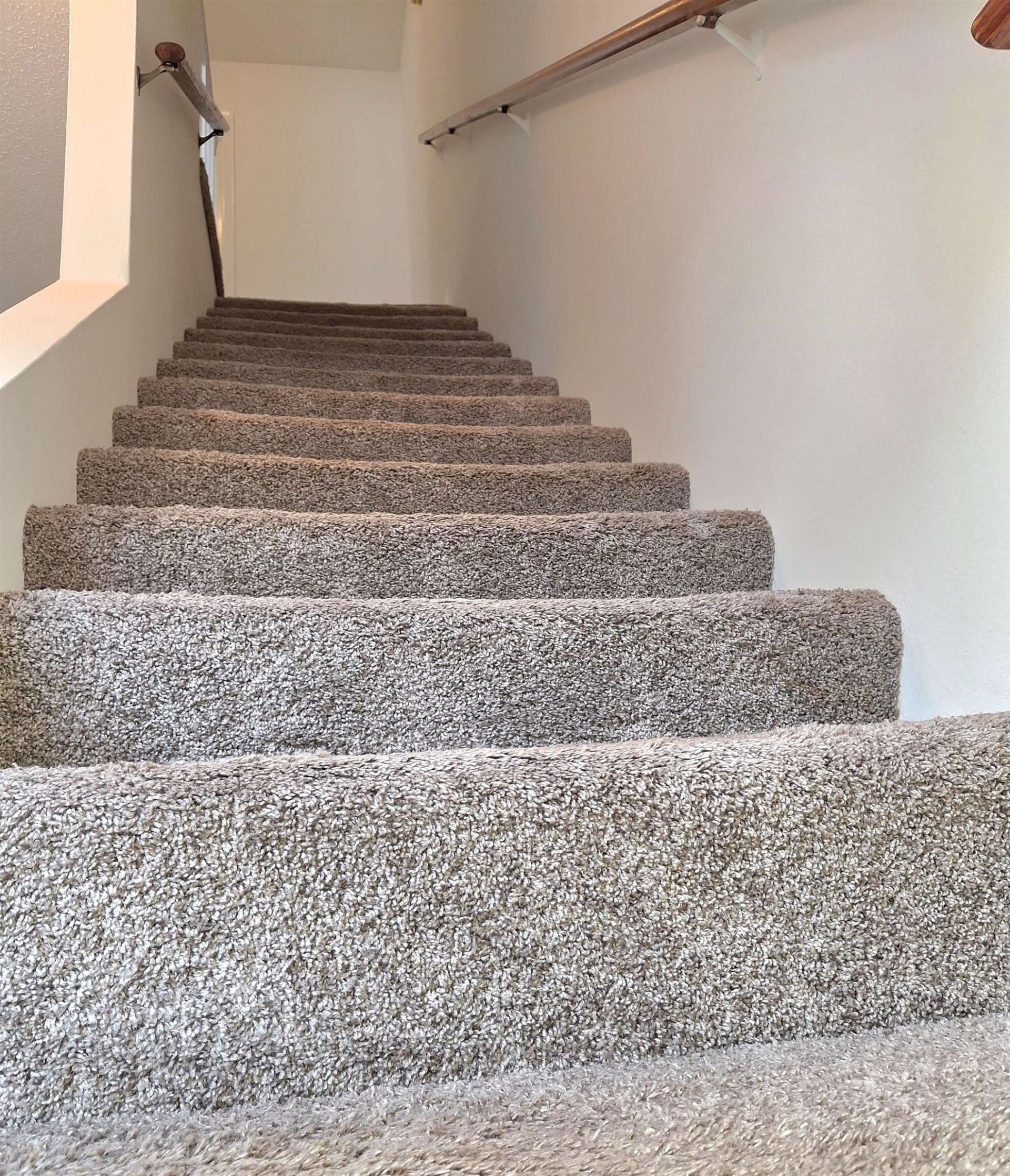 938 Villa Dr. Photo 37