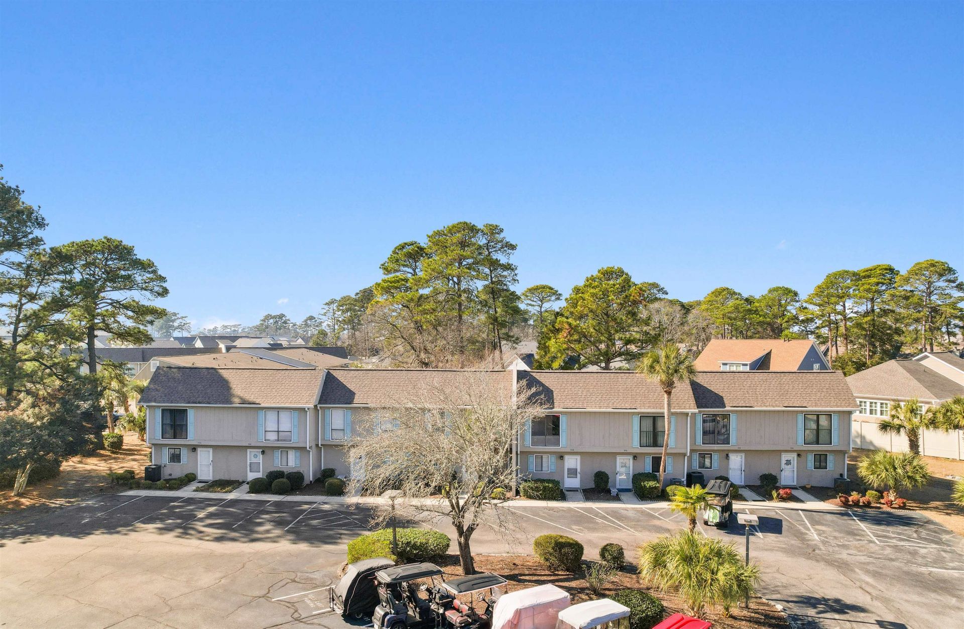 938 Villa Dr. Photo 4