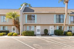 938 Villa Dr. photo 4