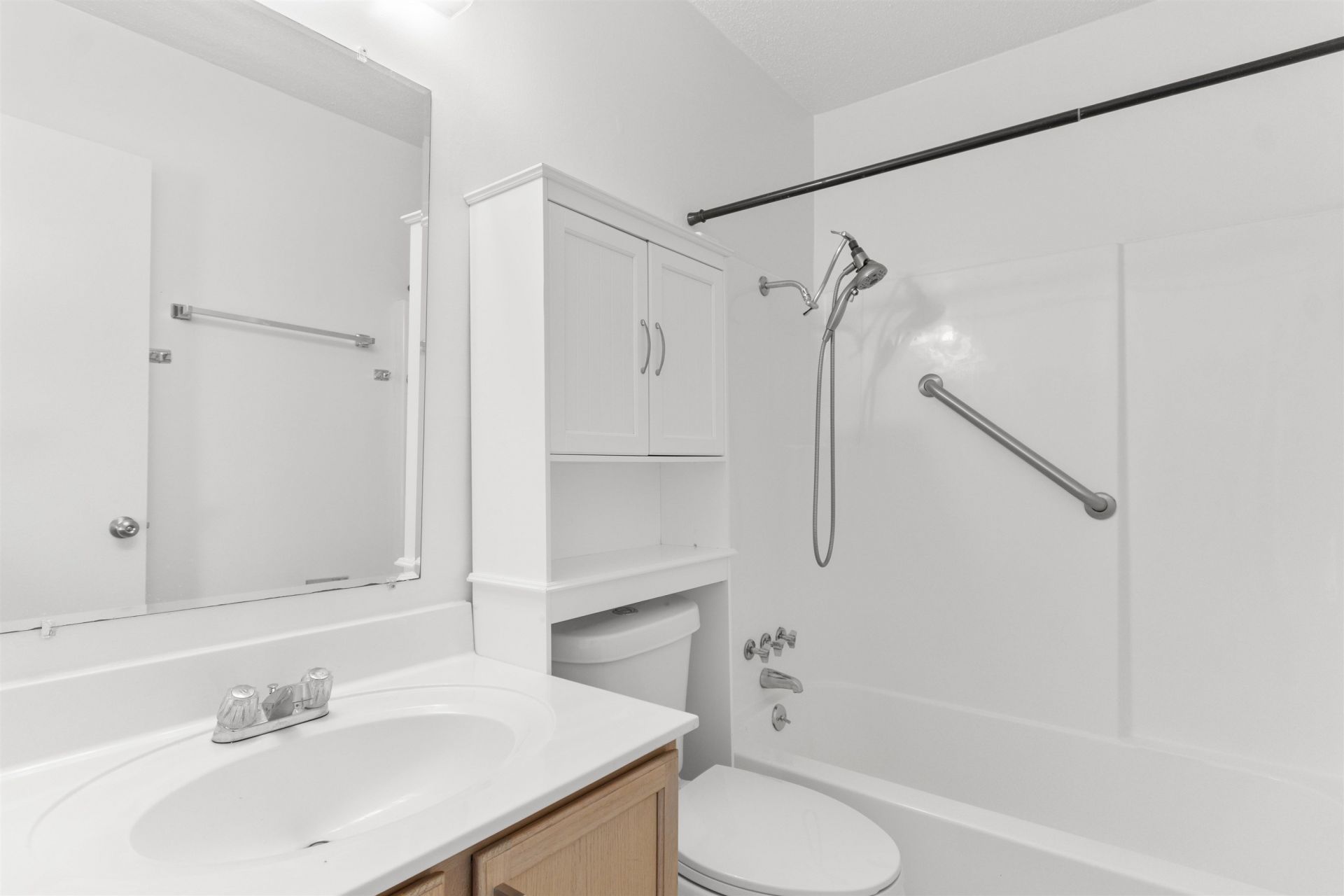 938 Villa Dr. Photo 42