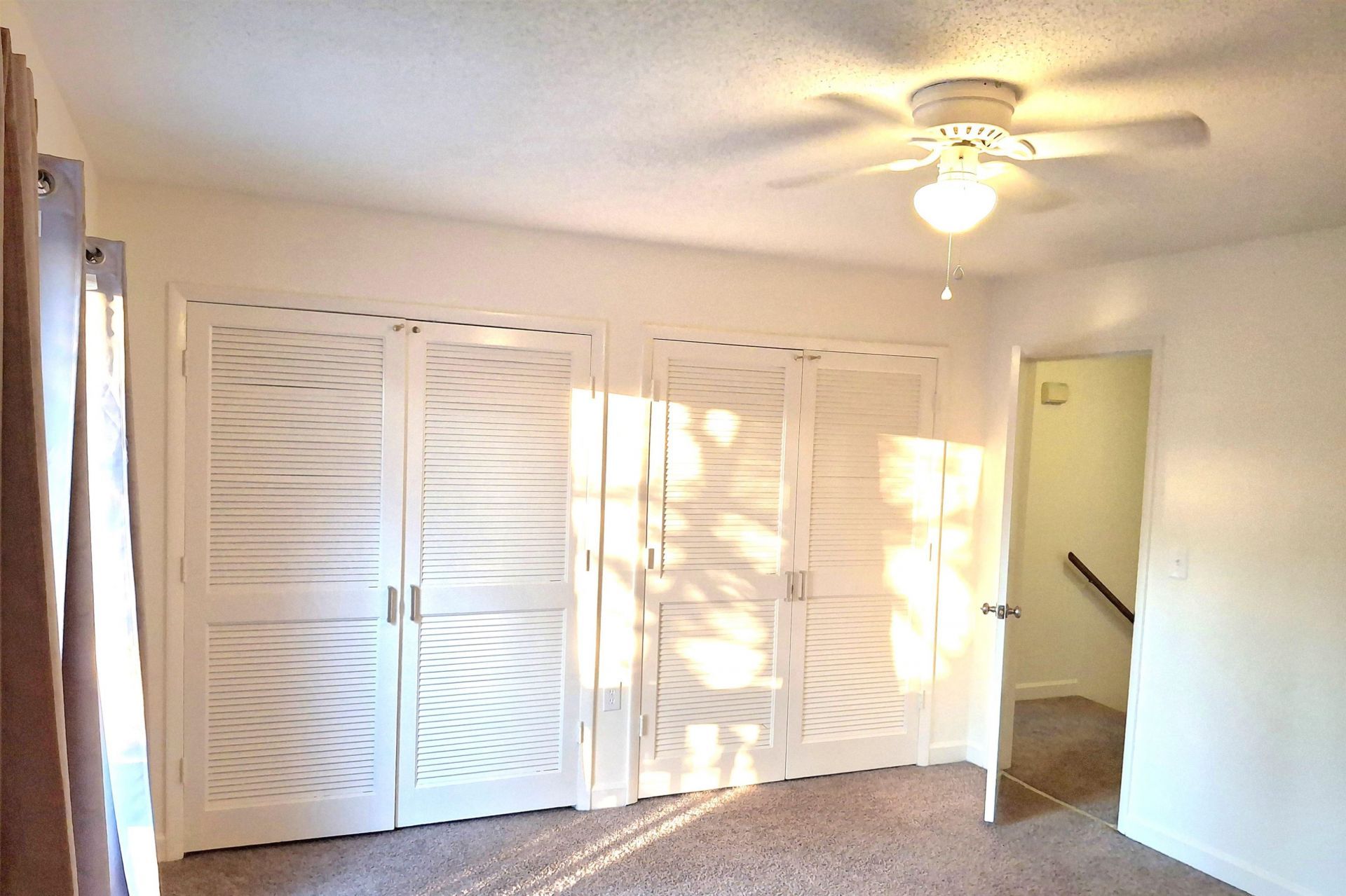 938 Villa Dr. Photo 48