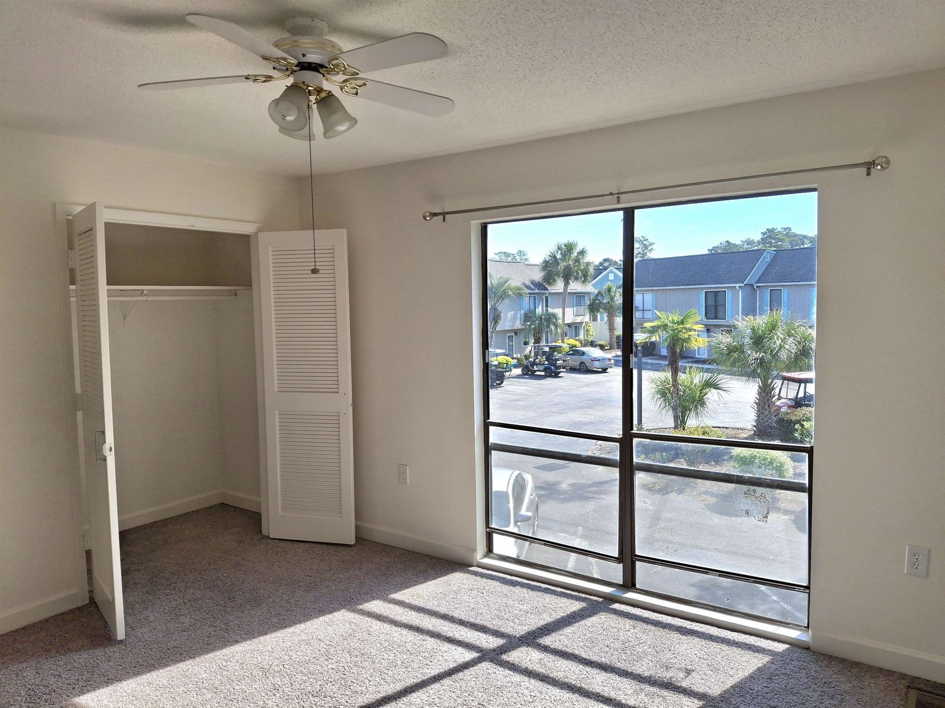 938 Villa Dr. Photo 51
