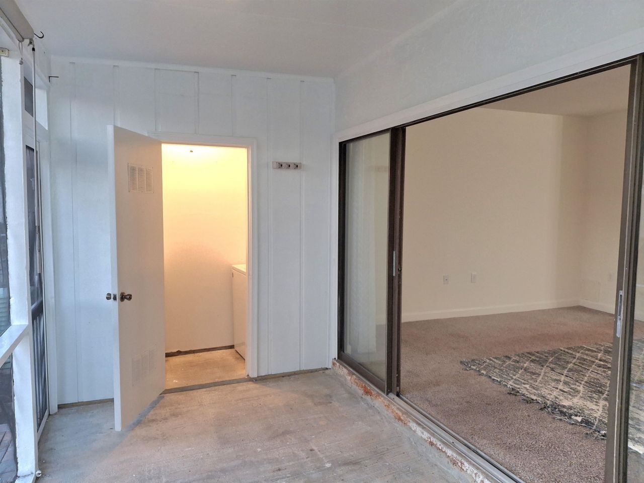 938 Villa Dr. Photo 52