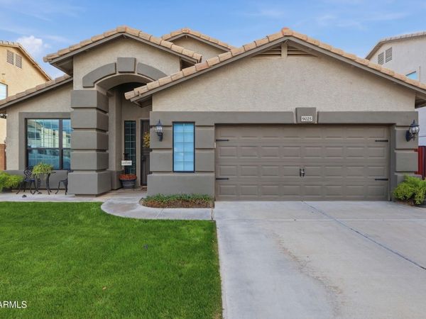 9025 W RUNION Drive, Peoria, AZ 85382