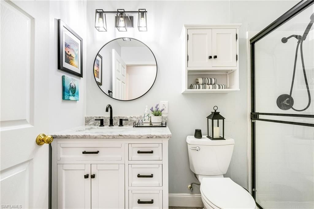 20520 Pine Tree Ln, Estero, FL 33928 Photo