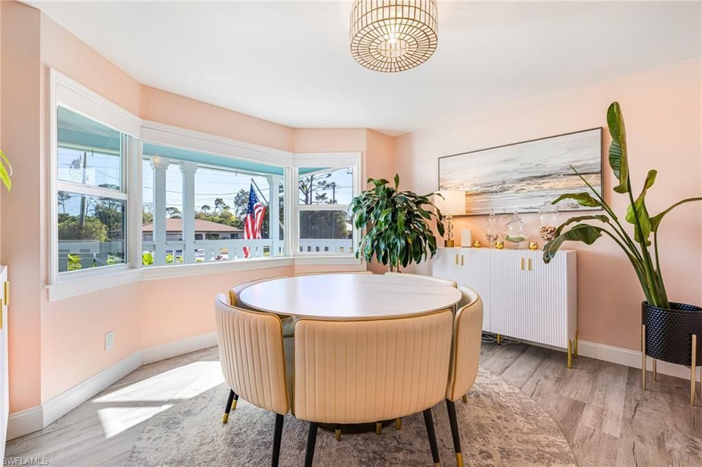 20520 Pine Tree Ln, Estero, FL 33928 Photo