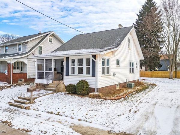 230 Superior Street, Louisville, OH 44641