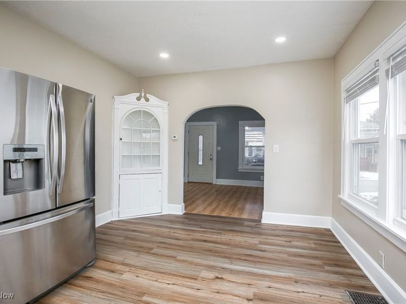 230 Superior Street, Louisville, OH 44641 Photo 15